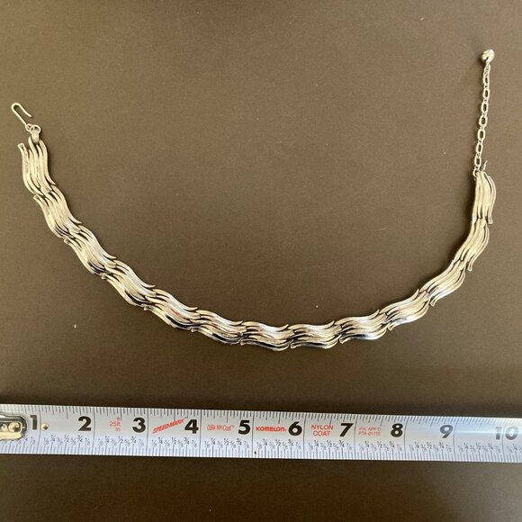 Vintage Trifari Silver Tone Collar Necklace Long Thread Statement in Great Shape - Picture 7 of 8